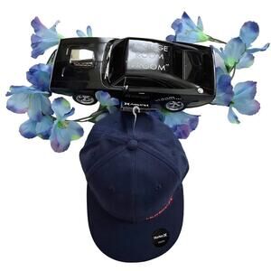 Hurley NWT Navy Baseball Cap Kids (8-20)